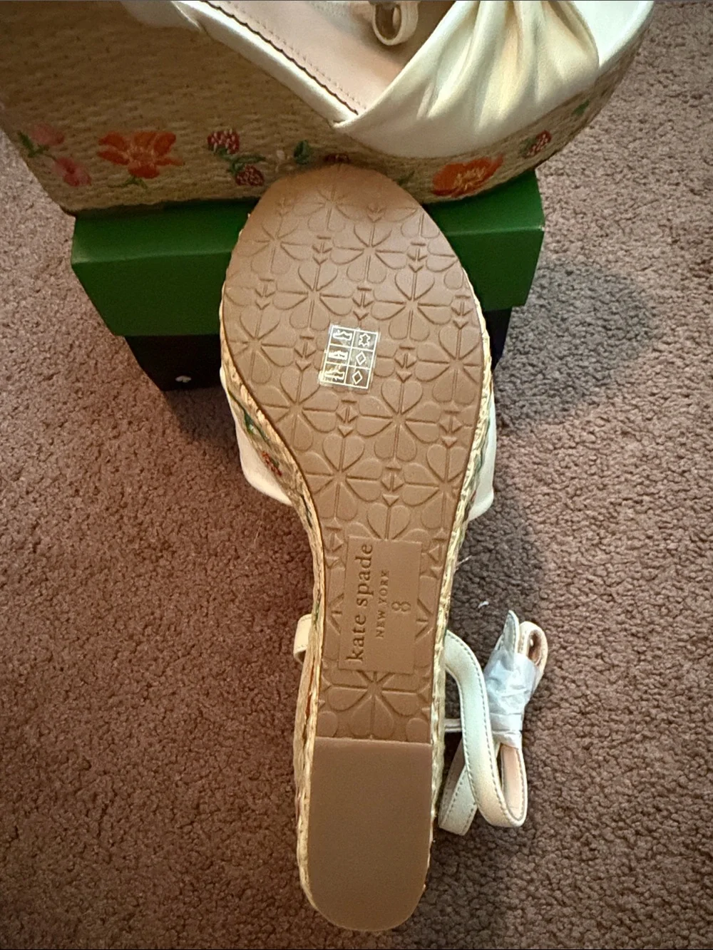 Woman’s Meringue Nappa Espadrilles - Size 8 B